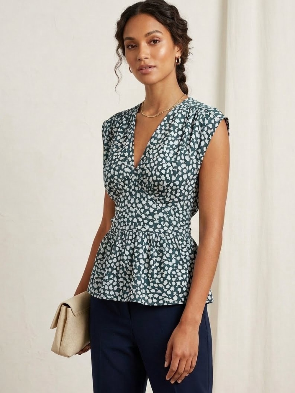 DVF Diane Von Furstenberg Ditsy Floral Print Silk Blend Top Medium